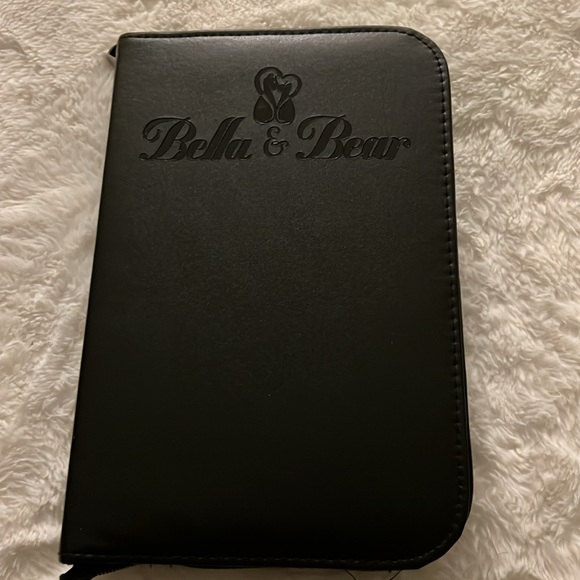 Bella And Bear Makeup Brush Set With Case - Picture 5 of 9